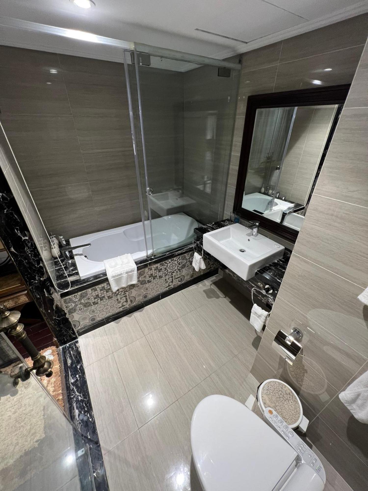 เจบี เซอร์วิซ อพาร์ตเมนต์ ฮานอย Apartment ภายนอก รูปภาพ